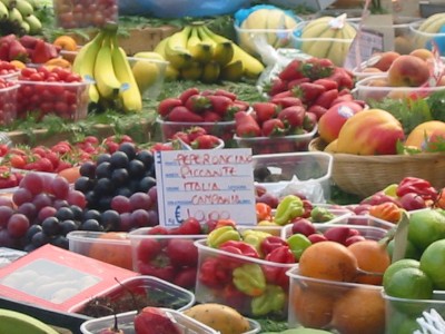 Produce at the Campo de'Fiori market
